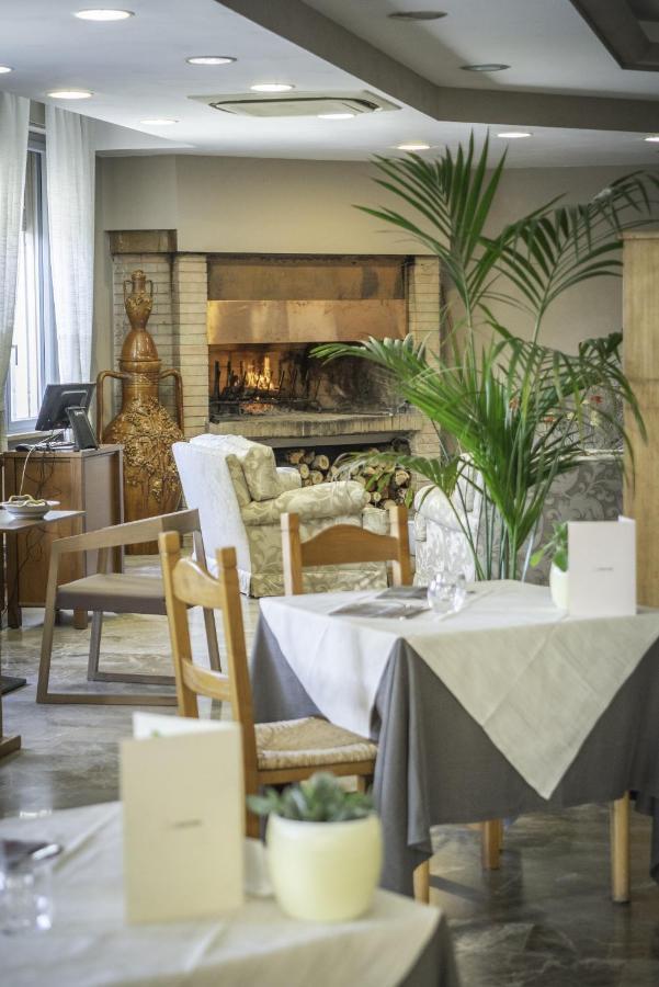L'Anfora Hotel Deruta Ngoại thất bức ảnh